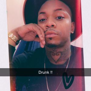 Meet your Posher, Dominique